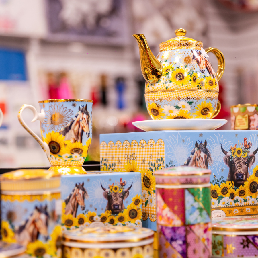 Lisa Pollock bluebird homewares range
